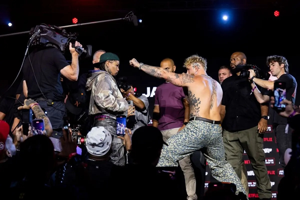 Undercard of Paul-Davis announced